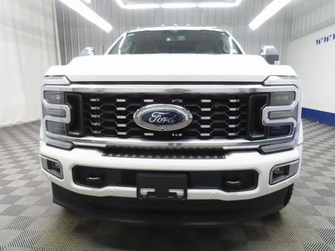 Used 2025 Ford F450 Platinum w/ Platinum Plus Package image 41