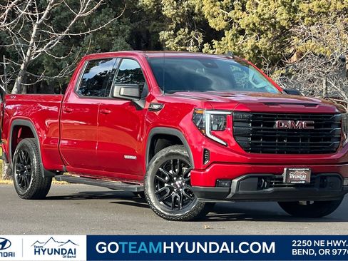 Used 2022 GMC Sierra 1500 Elevation image 1