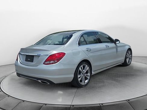 Used 2018 Mercedes-Benz C 300 Sedan image 5