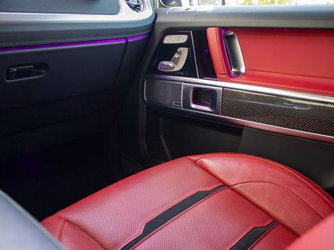 Used 2023 Mercedes-Benz G 63 AMG 4MATIC w/ AMG Performance Package image 20