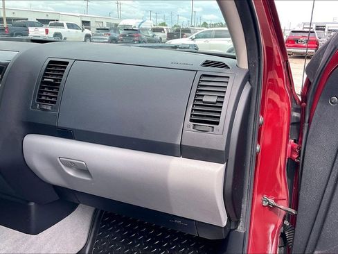 Used 2010 Toyota Tundra 2WD Double Cab image 21