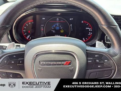 Used 2022 Dodge Durango R/T w/ Blacktop Package AWD/4WD image 12
