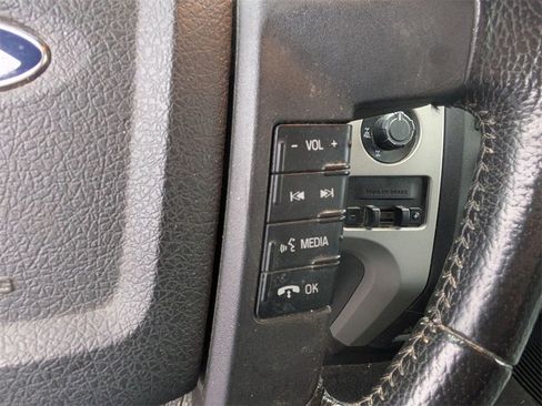 Used 2012 Ford F150 XLT w/ XTR Pkg image 11