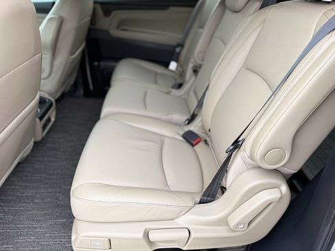 Used 2024 Honda Odyssey EX-L image 15