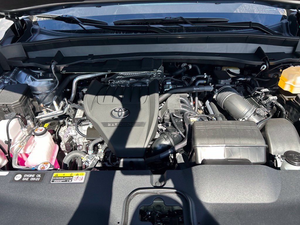 New 2026 Toyota Grand Highlander AWD Hybrid image 25
