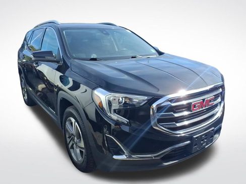 Used 2020 GMC Terrain SLT w/ Preferred Package image 3