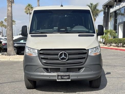Used 2025 Mercedes-Benz Sprinter 2500 image 10