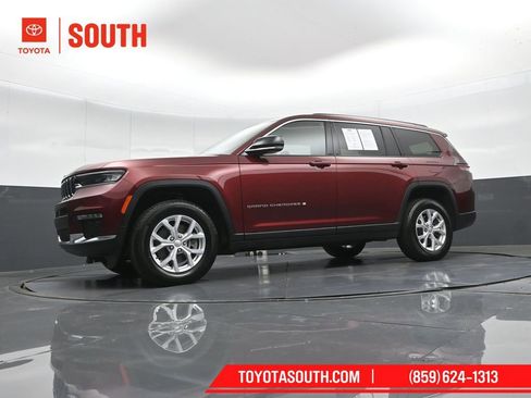 Used 2023 Jeep Grand Cherokee L Limited image 43