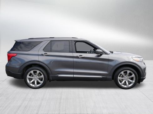 Used 2020 Ford Explorer Platinum w/ Premium Technology Package AWD/4WD image 8