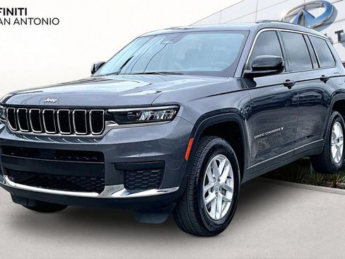 Used 2024 Jeep Grand Cherokee L Laredo AWD/4WD image 14