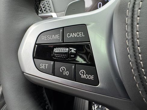 Used 2027 BMW X6 xDrive40i w/ Climate Comfort Package AWD/4WD image 15
