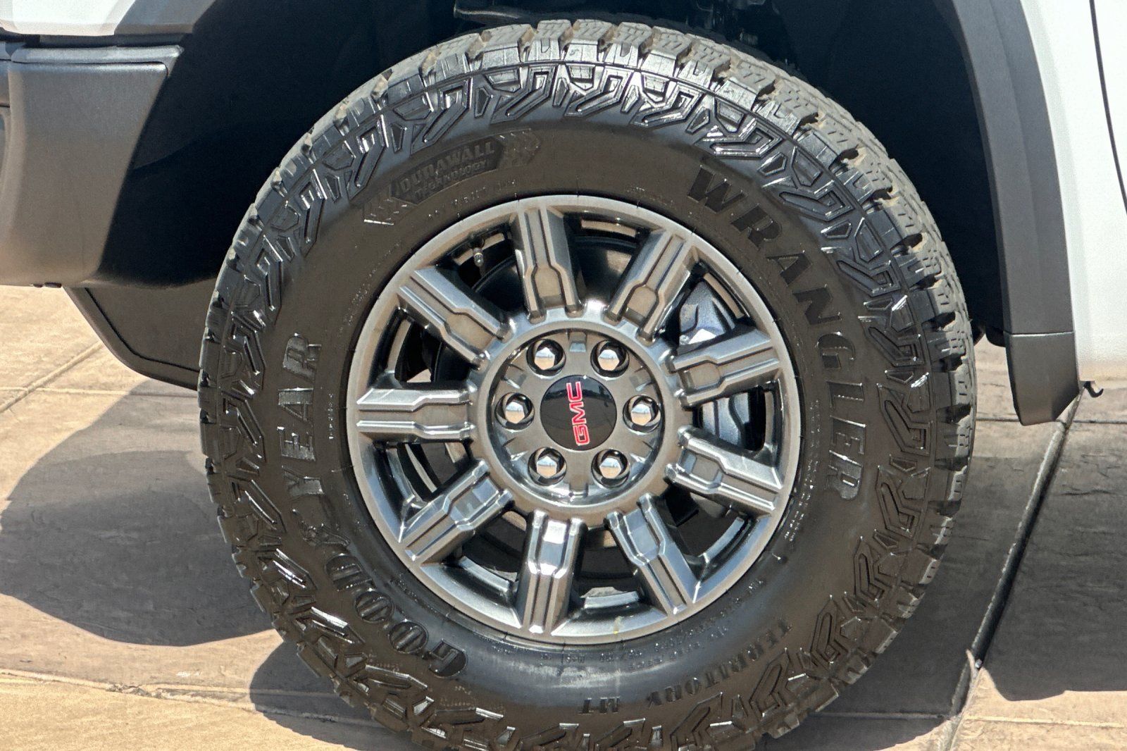Used 2026 GMC Sierra 1500 AT4X AWD/4WD image 32