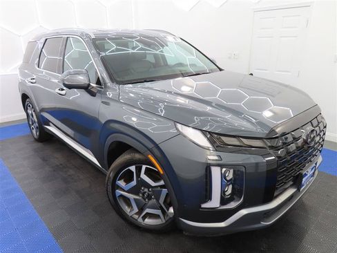 Used 2023 Hyundai Palisade SEL w/ Cargo Package AWD/4WD image 5