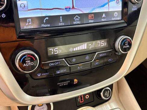 Used 2018 Nissan Murano Platinum w/ Cargo Package FWD image 40