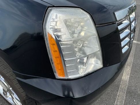 Used 2008 Cadillac Escalade ESV AWD image 12