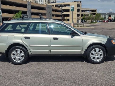 Used 2005 Subaru Outback 2.5i image 6