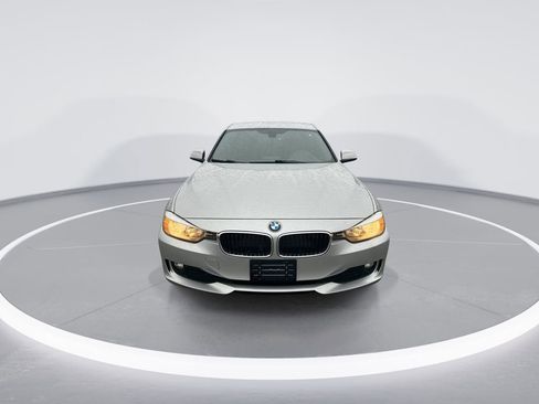 Used 2014 BMW 320i Sedan image 3