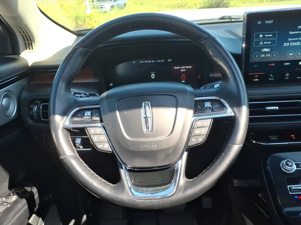 Used 2023 Lincoln Nautilus Reserve w/ Equipment Group 202A AWD/4WD image 6