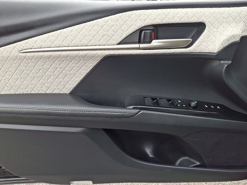 Used 2025 Toyota Camry XLE w/ Premium Plus Package FWD image 13