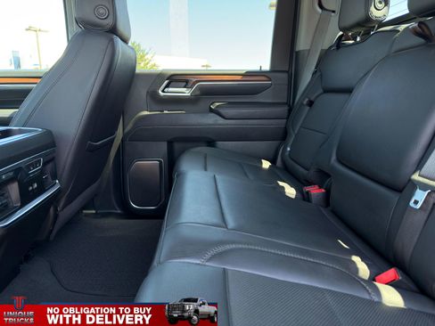 Used 2024 GMC Sierra 2500 Denali w/ Denali Reserve Package AWD/4WD image 24