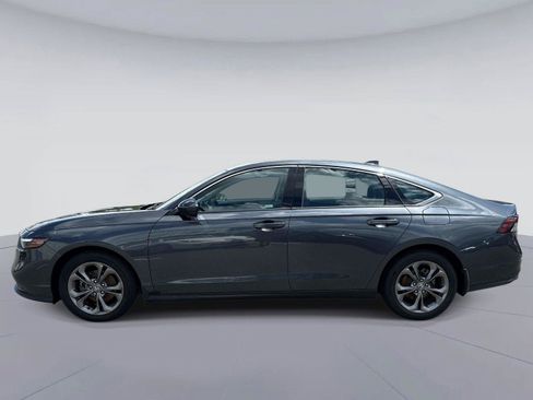 Certified 2023 Honda Accord EX image 7