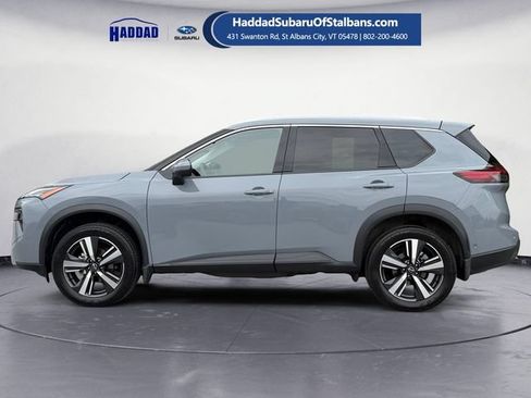 Used 2025 Nissan Rogue SL w/ SL Premium Package AWD/4WD image 2