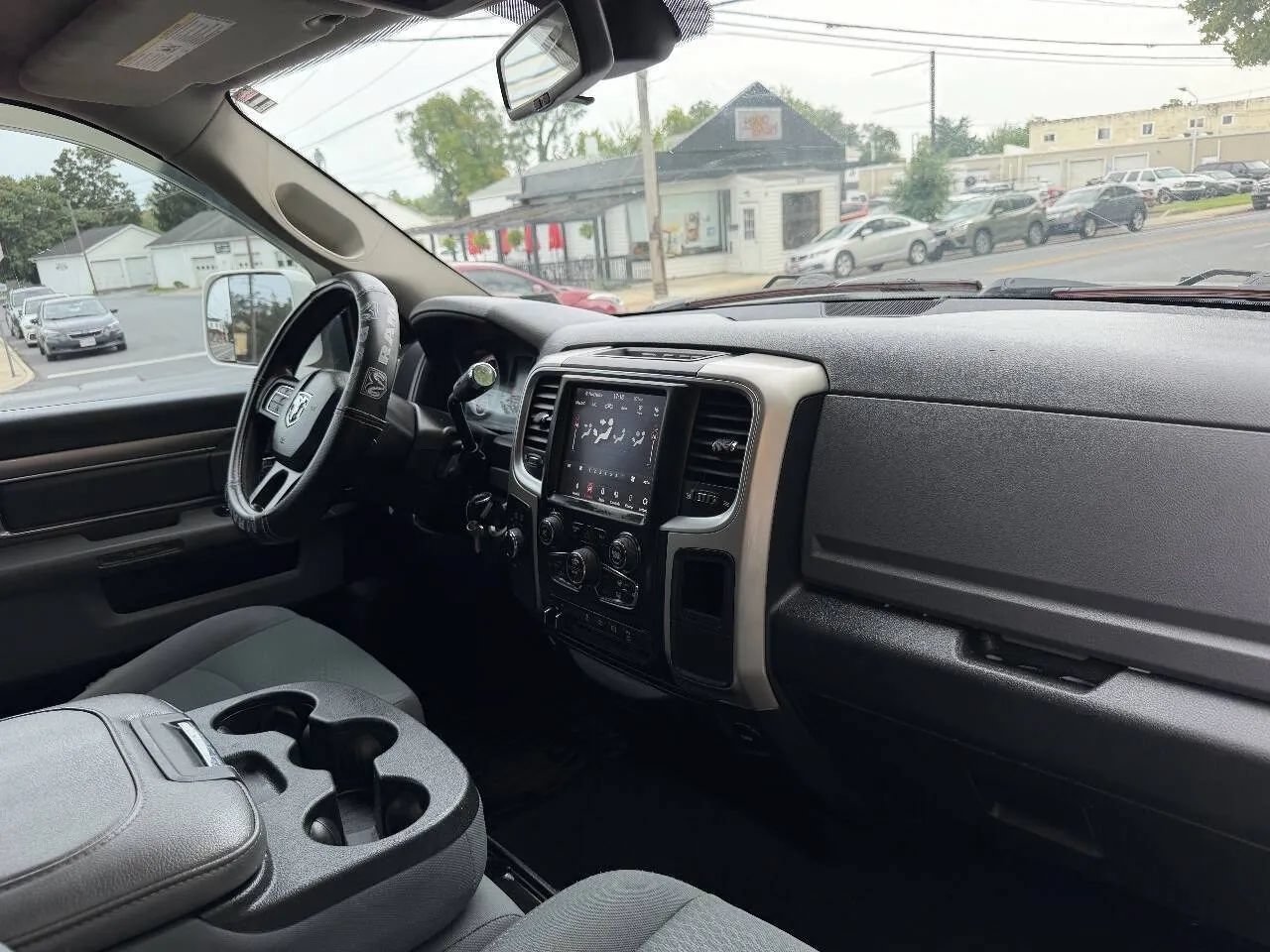 Used 2018 RAM 2500 SLT AWD/4WD image 49