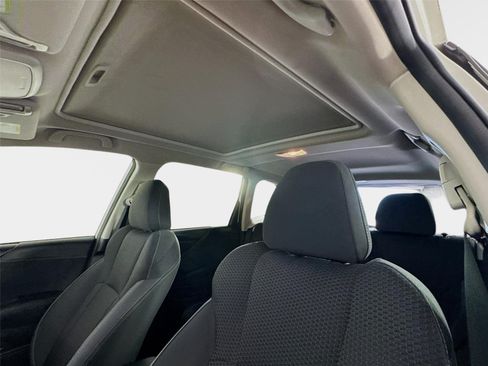 Used 2019 Subaru Forester Premium AWD/4WD image 15