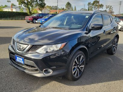 Used 2018 Nissan Rogue Sport SL w/ SL Premium Package