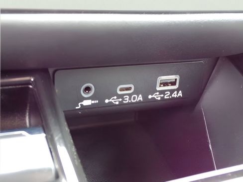 Used 2023 Subaru Outback Premium image 24