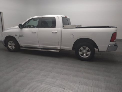 Used 2019 RAM 1500 Classic SLT RWD image 3