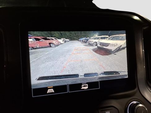 Used 2021 GMC Sierra 1500 Elevation w/ Preferred Package image 33