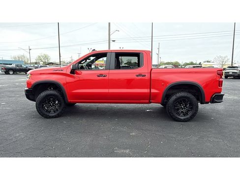 Used 2025 Chevrolet Silverado 1500 ZR2 w/ Technology Package AWD/4WD image 4