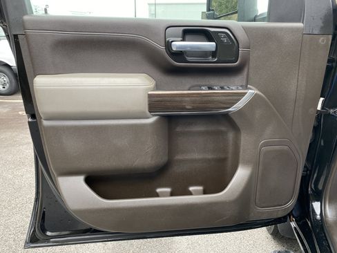 Used 2022 Chevrolet Silverado 3500 LT w/ All Star Edition image 15