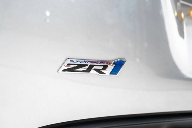 Used 2009 Chevrolet Corvette ZR1 w/ Preferred Equipment Group RWD image 12