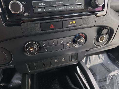 Used 2022 Nissan Frontier SV RWD image 24