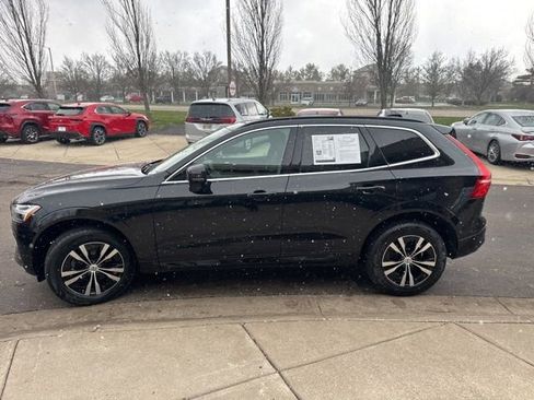 Used 2023 Volvo XC60 B5 Core FWD image 7