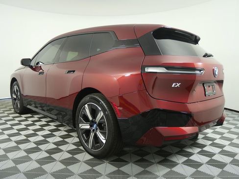 Used 2025 BMW iX xDrive50 image 5