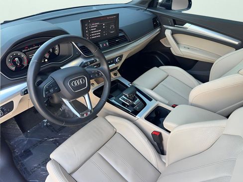 Used 2025 Audi Q5 2.0T Premium Plus image 14
