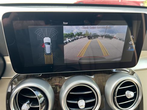 Used 2021 Mercedes-Benz GLC 300 image 8