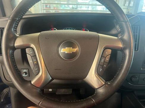 Used 2019 Chevrolet Express 2500 w/ Communications Package RWD image 12