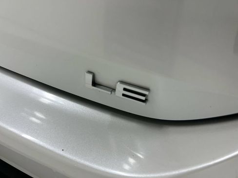 Used 2023 Toyota Highlander LE FWD image 26