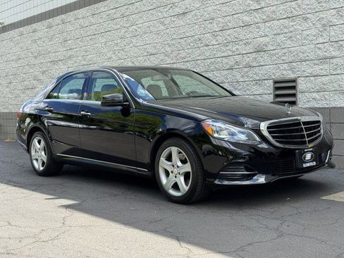 Used 2014 Mercedes-Benz E 350 4MATIC Sedan w/ Premium 1 Package image 17