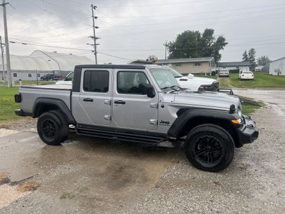 Used 2020 Jeep Gladiator Sport w/ Quick Order Package 24S