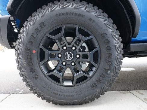 New 2026 Ford Bronco Badlands AWD/4WD image 28
