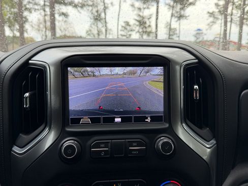 Used 2020 Chevrolet Silverado 1500 LT w/ All-Star Edition image 4