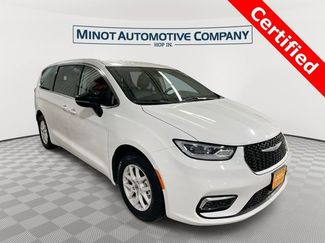 Certified 2024 Chrysler Pacifica Touring-L video 1