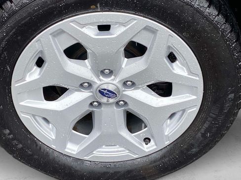 Used 2023 Subaru Forester AWD/4WD image 27