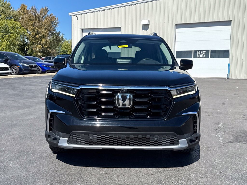 Certified 2023 Honda Pilot Elite image 2