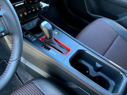 New 2026 Nissan Kicks SR image 7